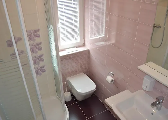 아파트 Sonja 라벡